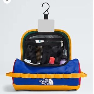 NWT The North Face - Base Camp Travel Canister Large